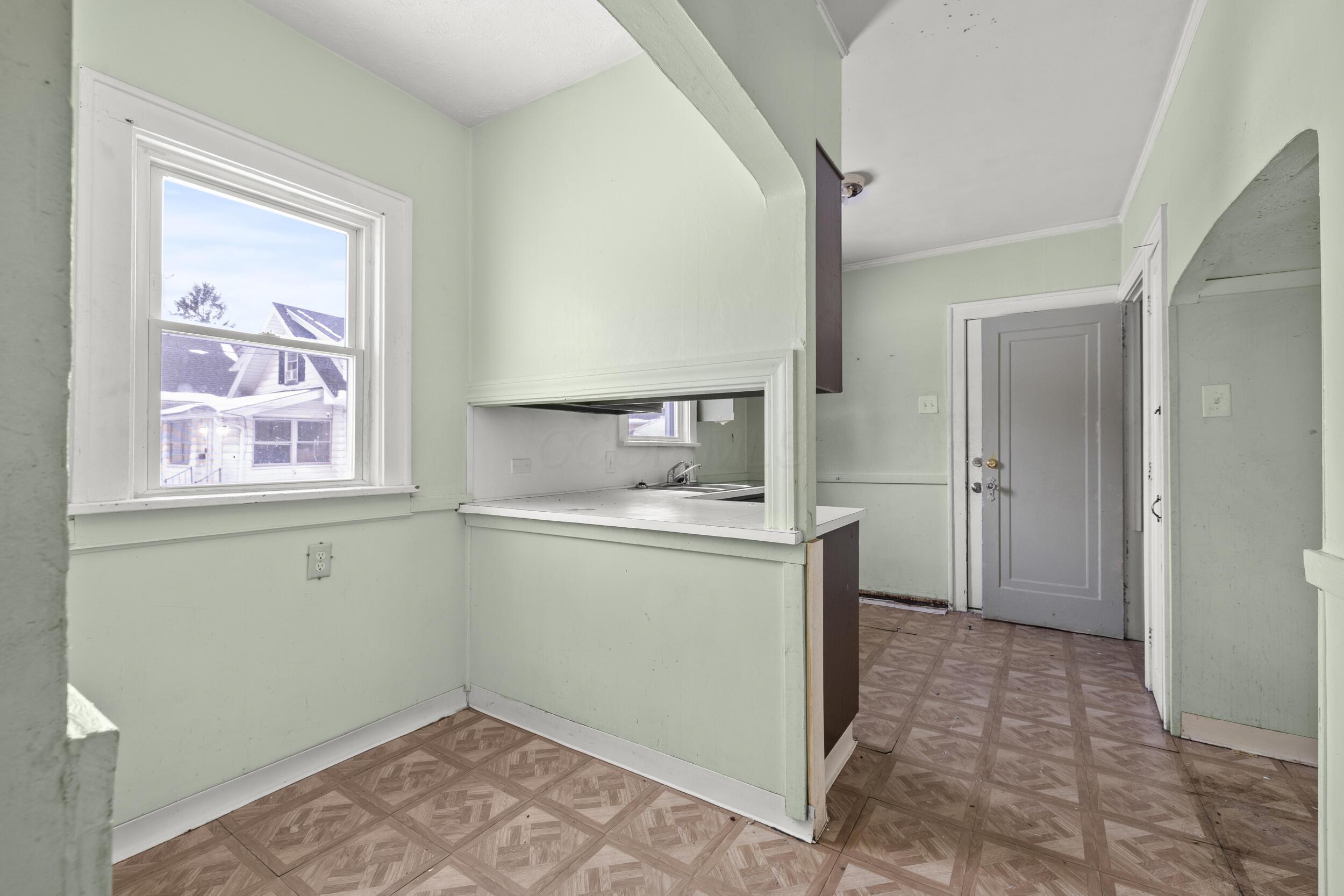 210 Hollywood Avenue, Youngstown, Ohio image 10
