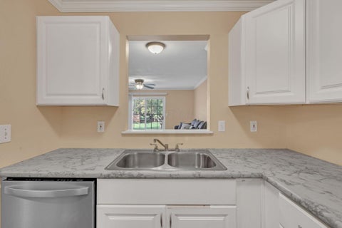 Tiny photo for 7264 Kirkdale Drive 28B #28B, Blacklick, OH 43004 (MLS # 226034204)