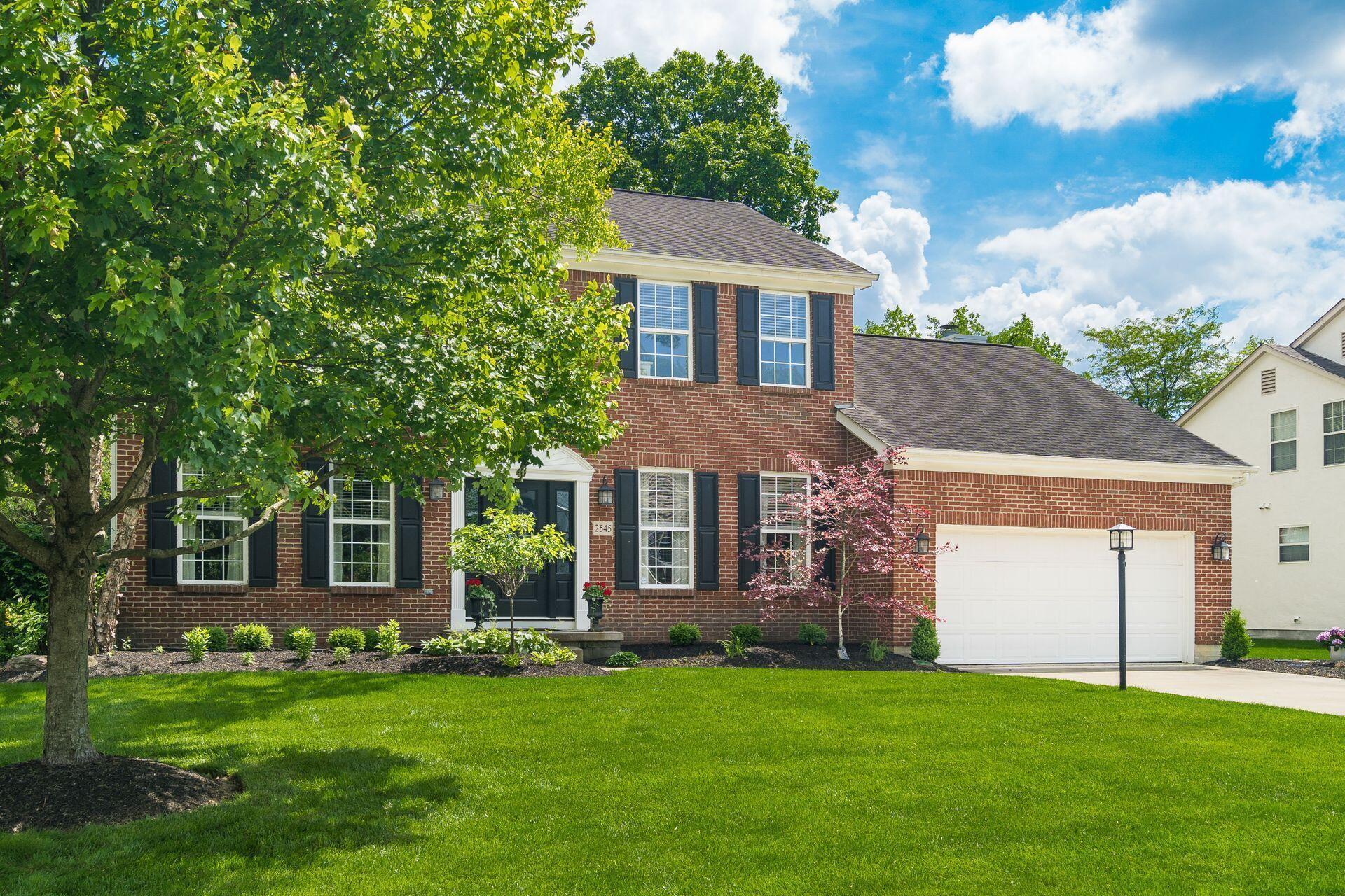 2545 Bryton Drive, Powell, Ohio image 4