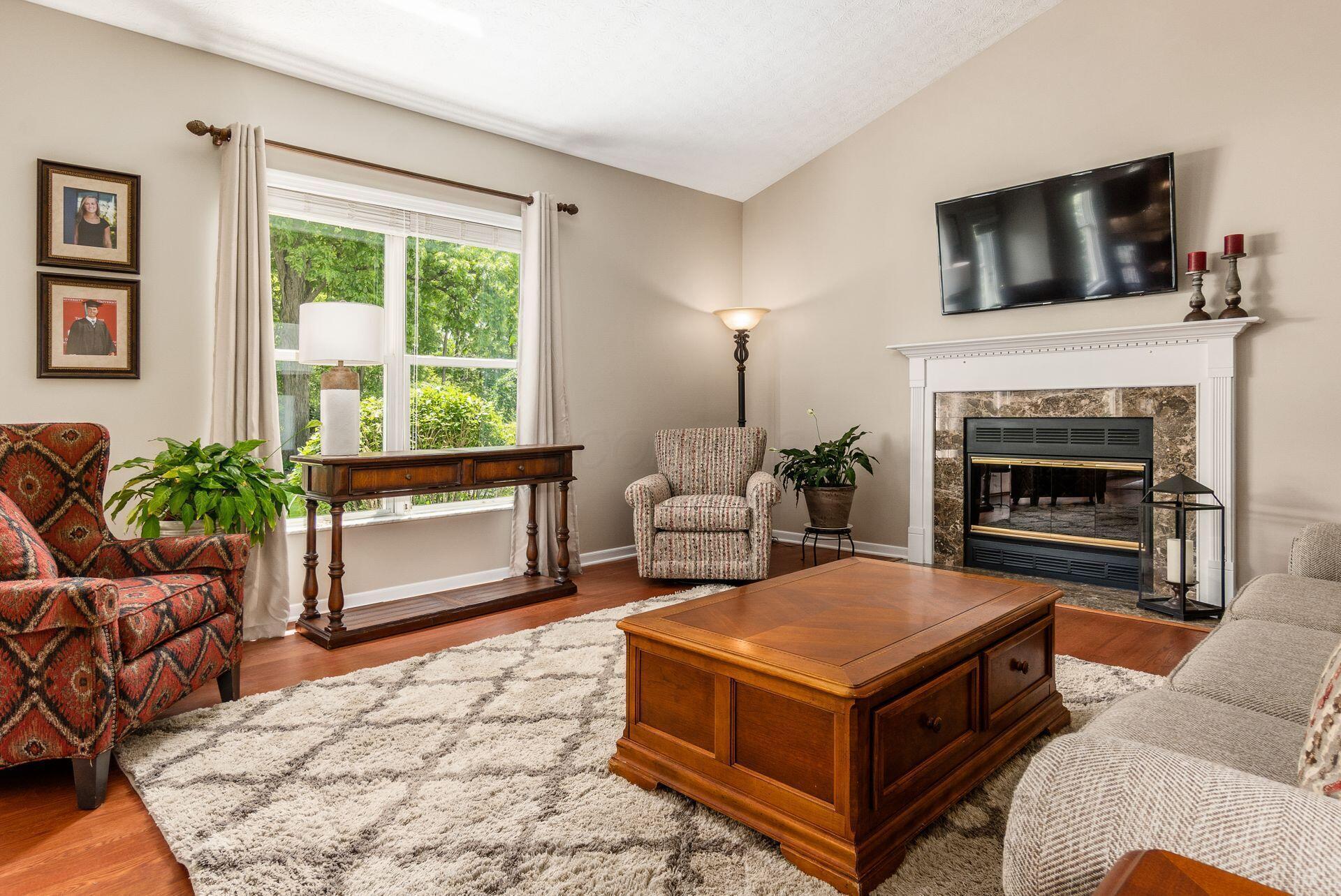 2545 Bryton Drive, Powell, Ohio image 18