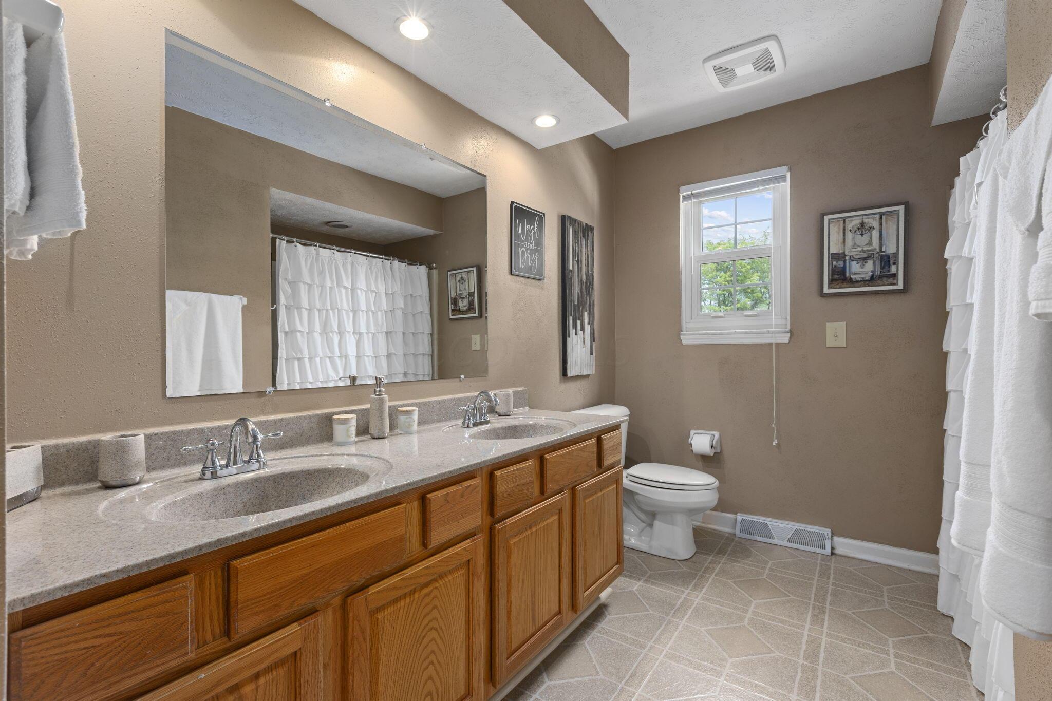 4190 Johnstown-alexandria Road, Johnstown, Ohio image 32