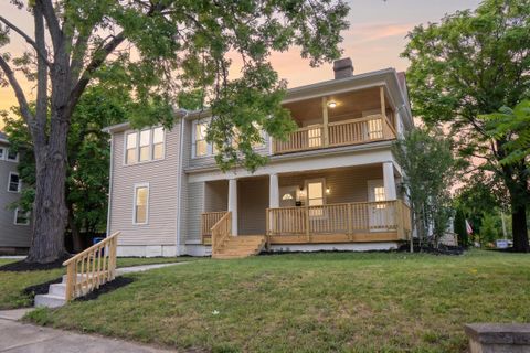 1052 Forest Avenue,  OH 43206
