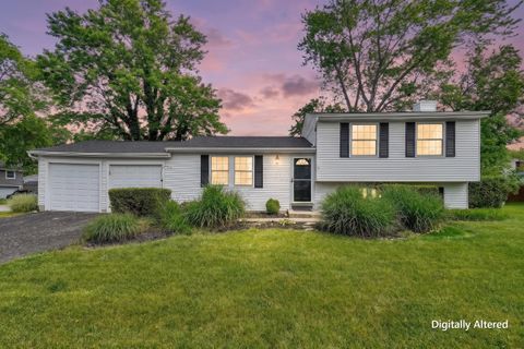 Photo of 4350 Valley Quail Boulevard N, Westerville, OH 43081 (MLS # 226017541)