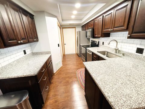 Tiny photo for 76 Woodberry Drive, Mount Vernon, OH 43050 (MLS # 226000452)