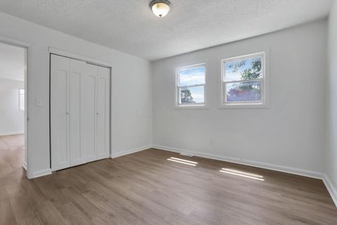 Tiny photo for 1910 Rosemont Avenue, Columbus, OH 43223 (MLS # 226018108)