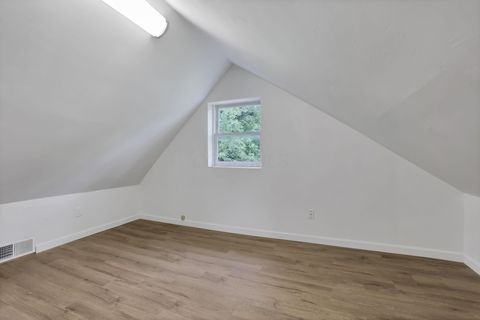 Tiny photo for 1910 Rosemont Avenue, Columbus, OH 43223 (MLS # 226018108)