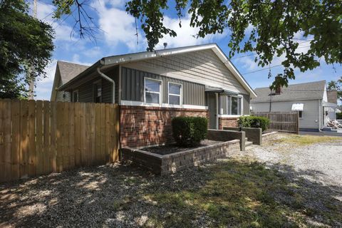 Tiny photo for 1910 Rosemont Avenue, Columbus, OH 43223 (MLS # 226018108)