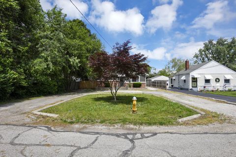 Tiny photo for 1910 Rosemont Avenue, Columbus, OH 43223 (MLS # 226018108)