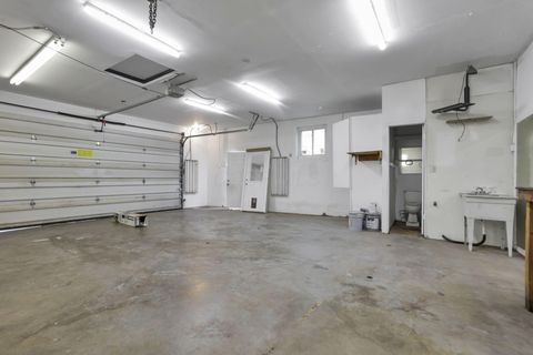 Tiny photo for 1910 Rosemont Avenue, Columbus, OH 43223 (MLS # 226018108)
