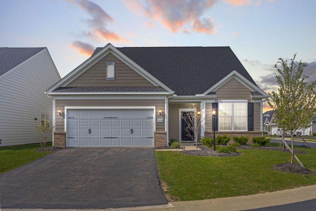 Photo of 3254 Sinatra Way, Powell, OH 43065 (MLS # 226011972)