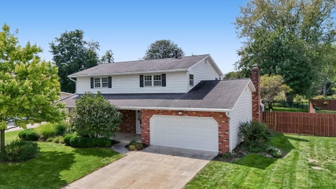 Photo of 2545 Clark Drive, Grove City, OH 43123 (MLS # 226033451)