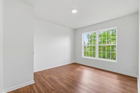 Tiny photo for 12478 Thoroughbred Drive, Pickerington, OH 43147 (MLS # 226014078)