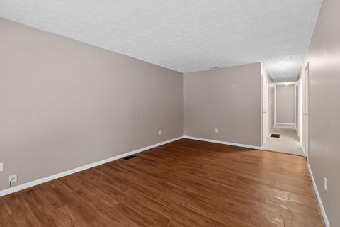 Tiny photo for 2823 Fern Avenue, Columbus, OH 43211 (MLS # 226000761)