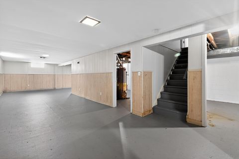 Tiny photo for 2823 Fern Avenue, Columbus, OH 43211 (MLS # 226000761)