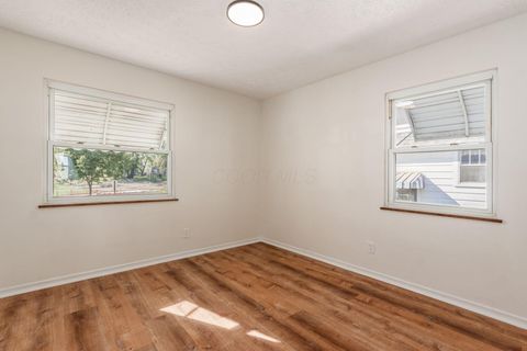 Tiny photo for 458 Woodbury Avenue, Columbus, OH 43223 (MLS # 225037552)