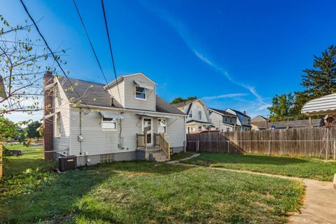 Tiny photo for 458 Woodbury Avenue, Columbus, OH 43223 (MLS # 225037552)