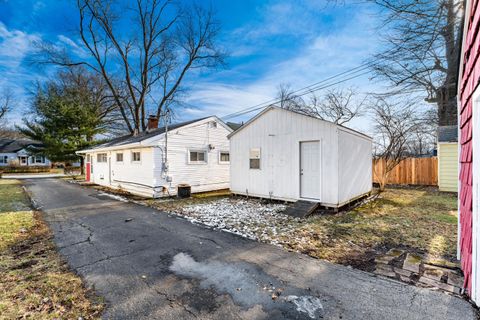 Tiny photo for 161 N Gould Road, Columbus, OH 43209 (MLS # 226000557)