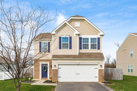 Photo of 4061 Greenup Drive, Columbus, OH 43207 (MLS # 226008626)