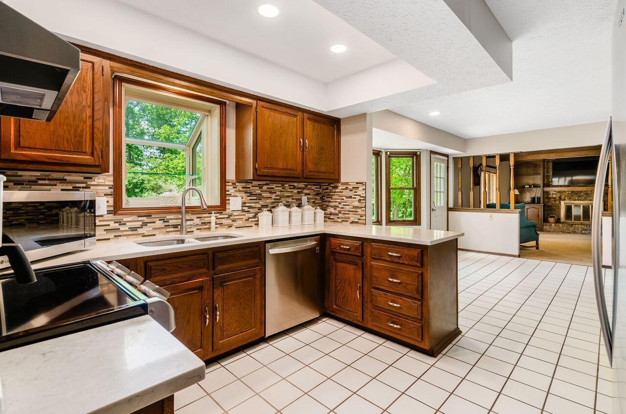 665 Northbridge Court, Westerville, Ohio image 11