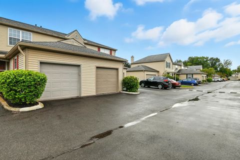 Tiny photo for 5681 Mango Lane 102D #102D, Hilliard, OH 43026 (MLS # 225045122)