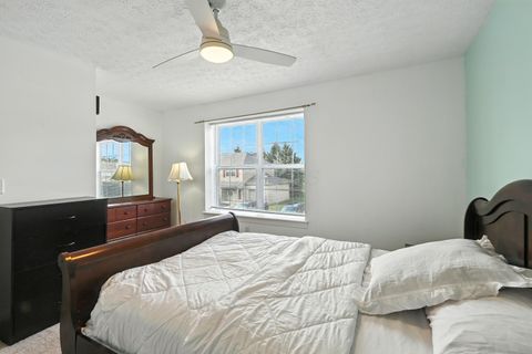 Tiny photo for 5681 Mango Lane 102D #102D, Hilliard, OH 43026 (MLS # 225045122)