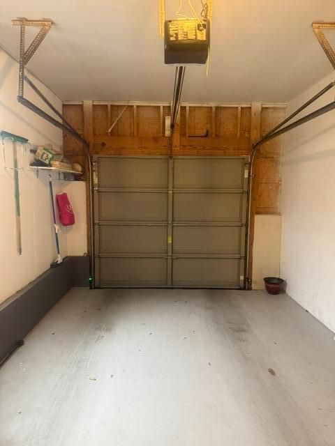 Tiny photo for 5681 Mango Lane 102D #102D, Hilliard, OH 43026 (MLS # 225045122)