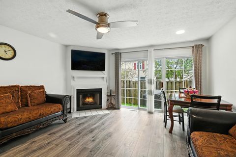 Tiny photo for 5681 Mango Lane 102D #102D, Hilliard, OH 43026 (MLS # 225045122)