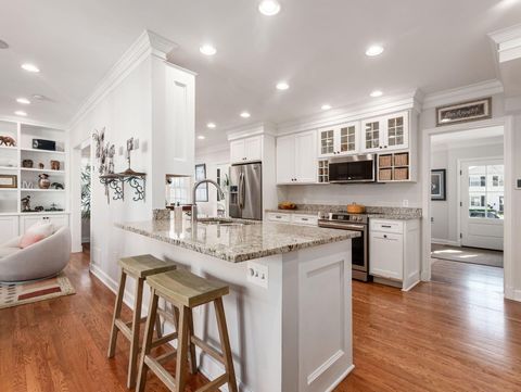 Tiny photo for 1508 Berkshire Road, Columbus, OH 43221 (MLS # 226007862)