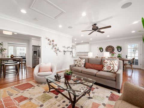 Tiny photo for 1508 Berkshire Road, Columbus, OH 43221 (MLS # 226007862)