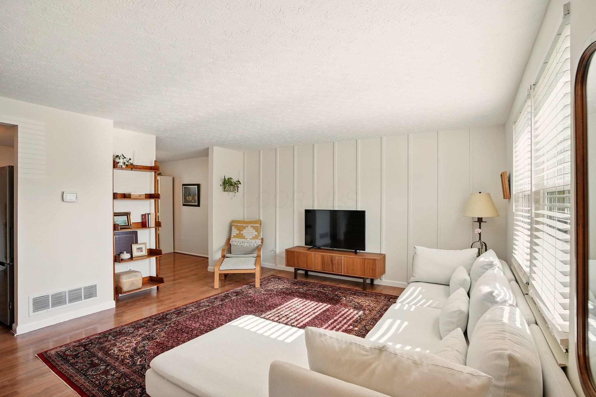 651 Dovalon Place, Galloway, Ohio image 11