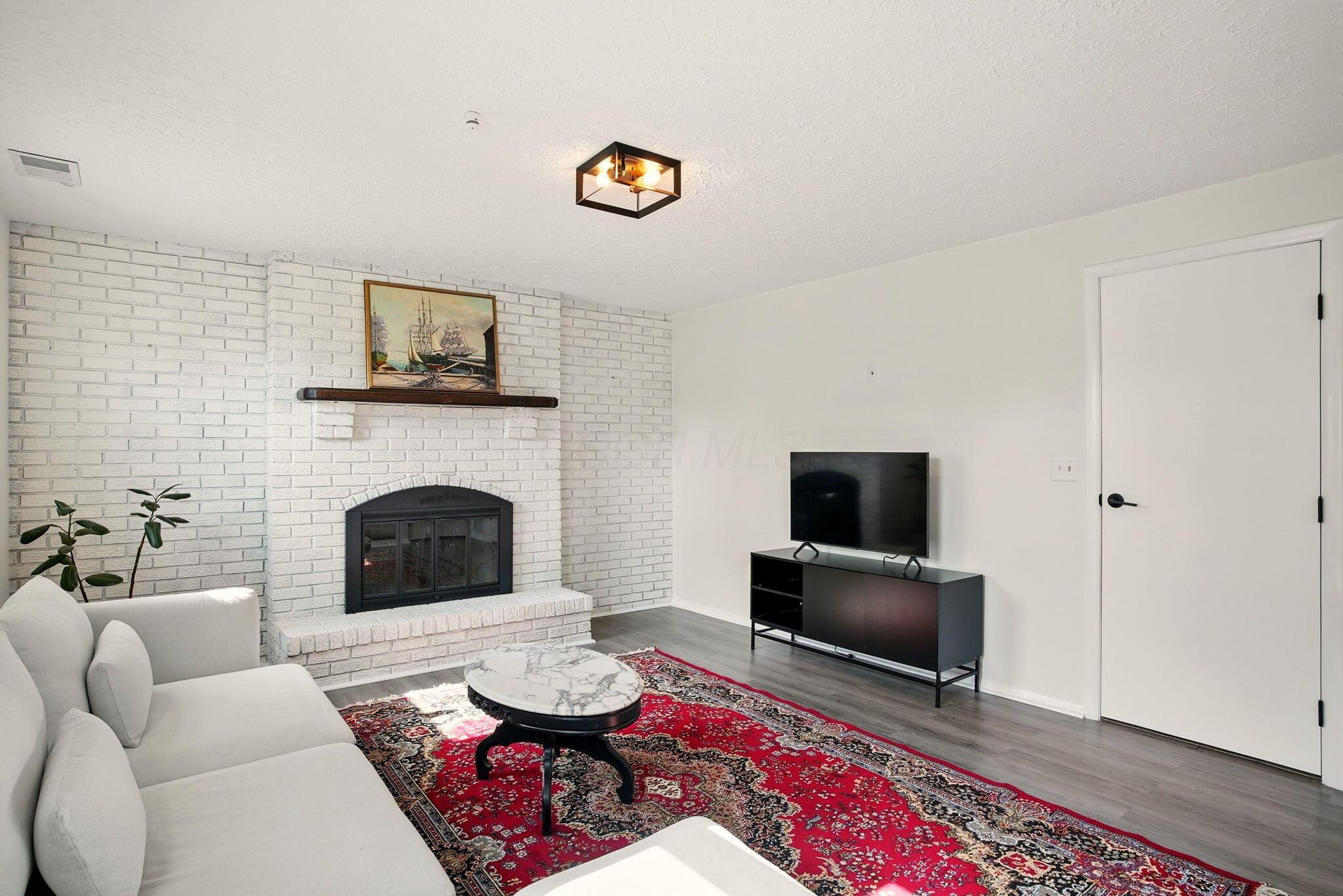 651 Dovalon Place, Galloway, Ohio image 31
