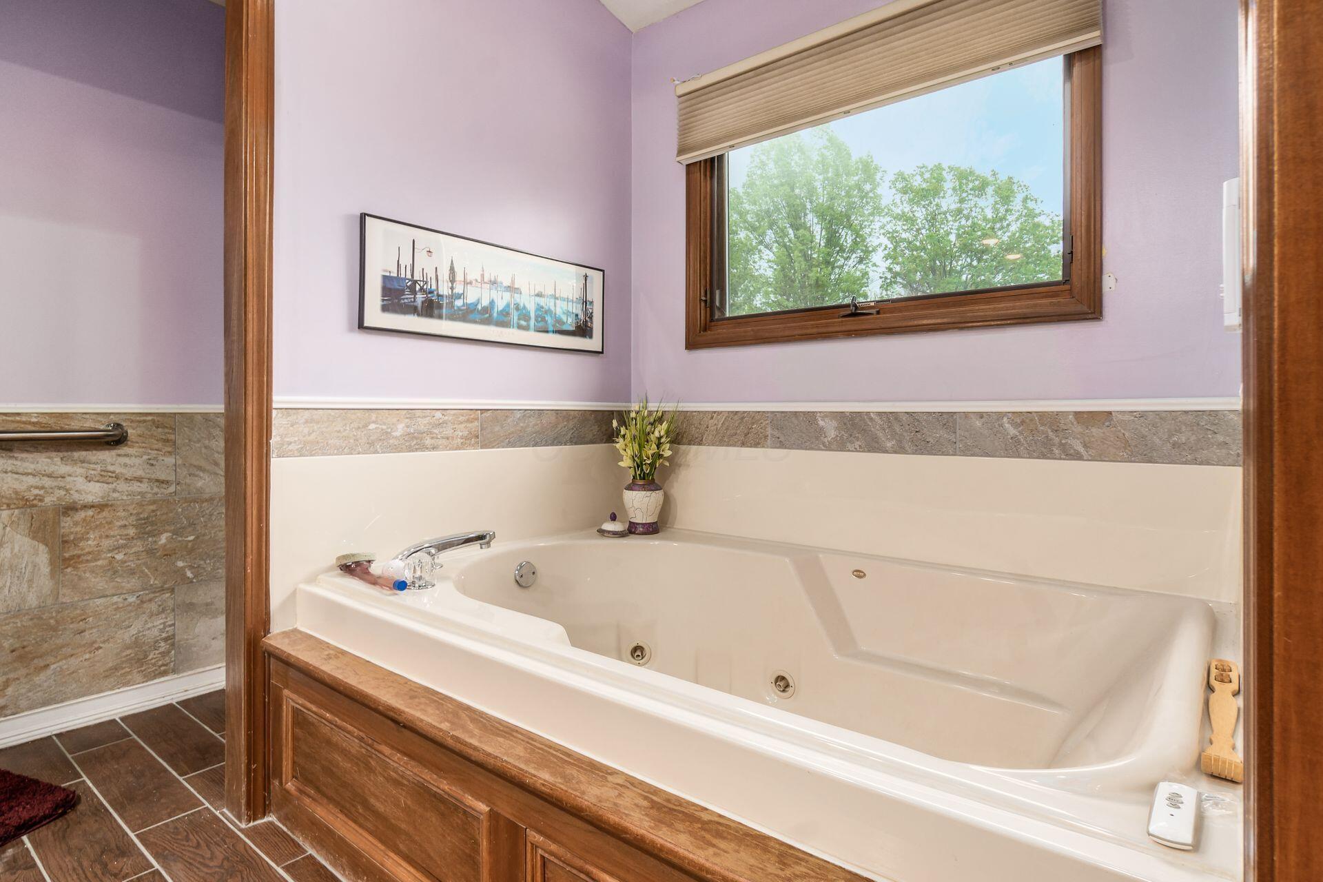 716 Winsholen Court, Westerville, Ohio image 19