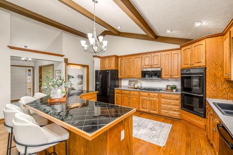 Tiny photo for 4045 Apple Valley Drive LOT 10 #LOT 10, Howard, OH 43028 (MLS # 225046215)