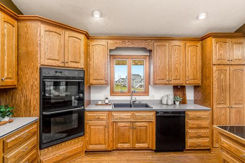 Tiny photo for 4045 Apple Valley Drive LOT 10 #LOT 10, Howard, OH 43028 (MLS # 225046215)