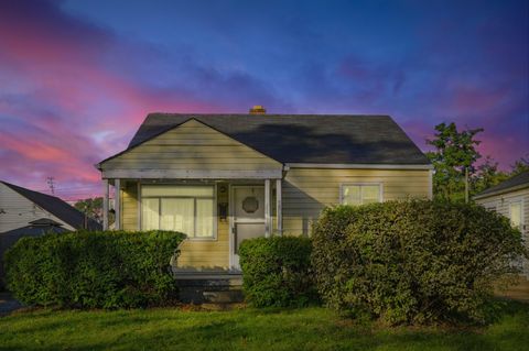 Photo of 2247 Atwood Terrace, Columbus, OH 43211 (MLS # 225040010)