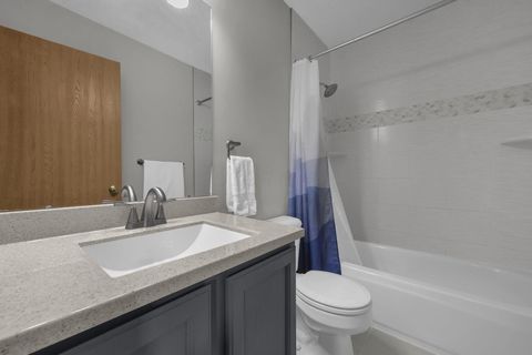 Tiny photo for 940 Larkfield Drive, Columbus, OH 43085 (MLS # 225037166)