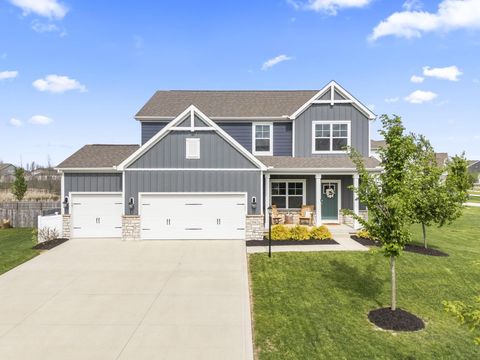 Photo of 194 Deanscroft Drive, Pickerington, OH 43147 (MLS # 226011199)