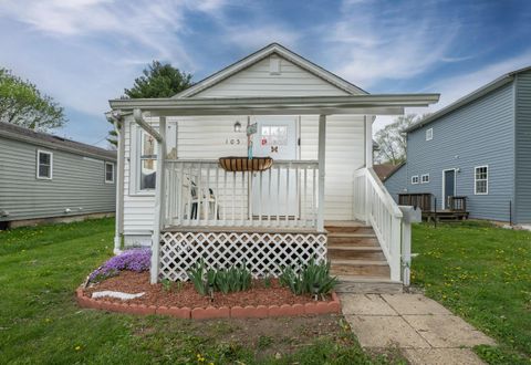 Photo of 105 Fairmont Avenue, Mount Vernon, OH 43050 (MLS # 226012971)