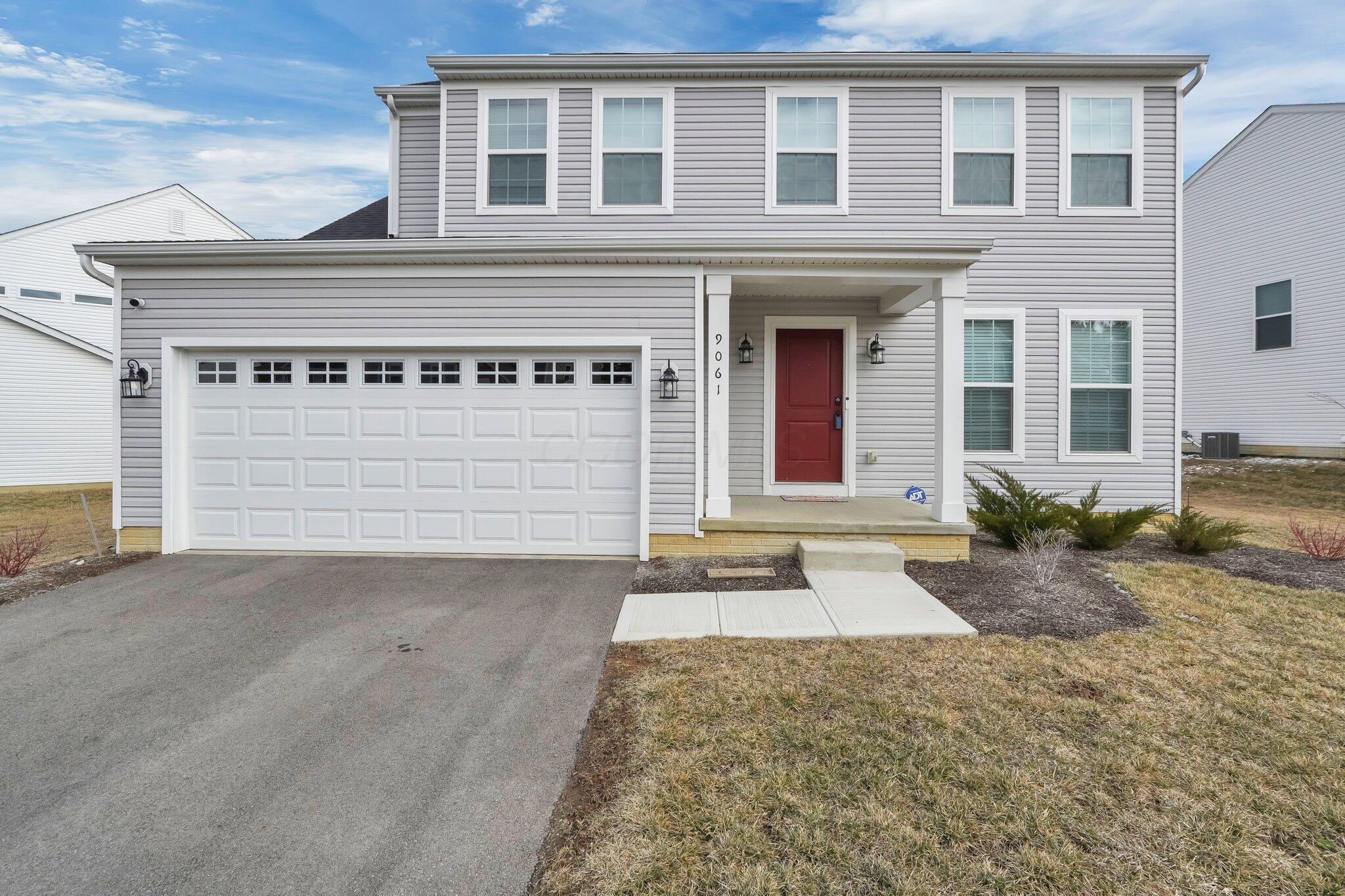 9061 Philmont Curve Drive, Blacklick, Ohio image 2