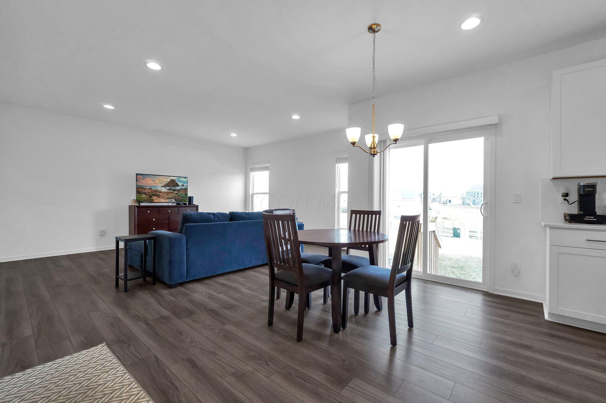 9061 Philmont Curve Drive, Blacklick, Ohio image 17