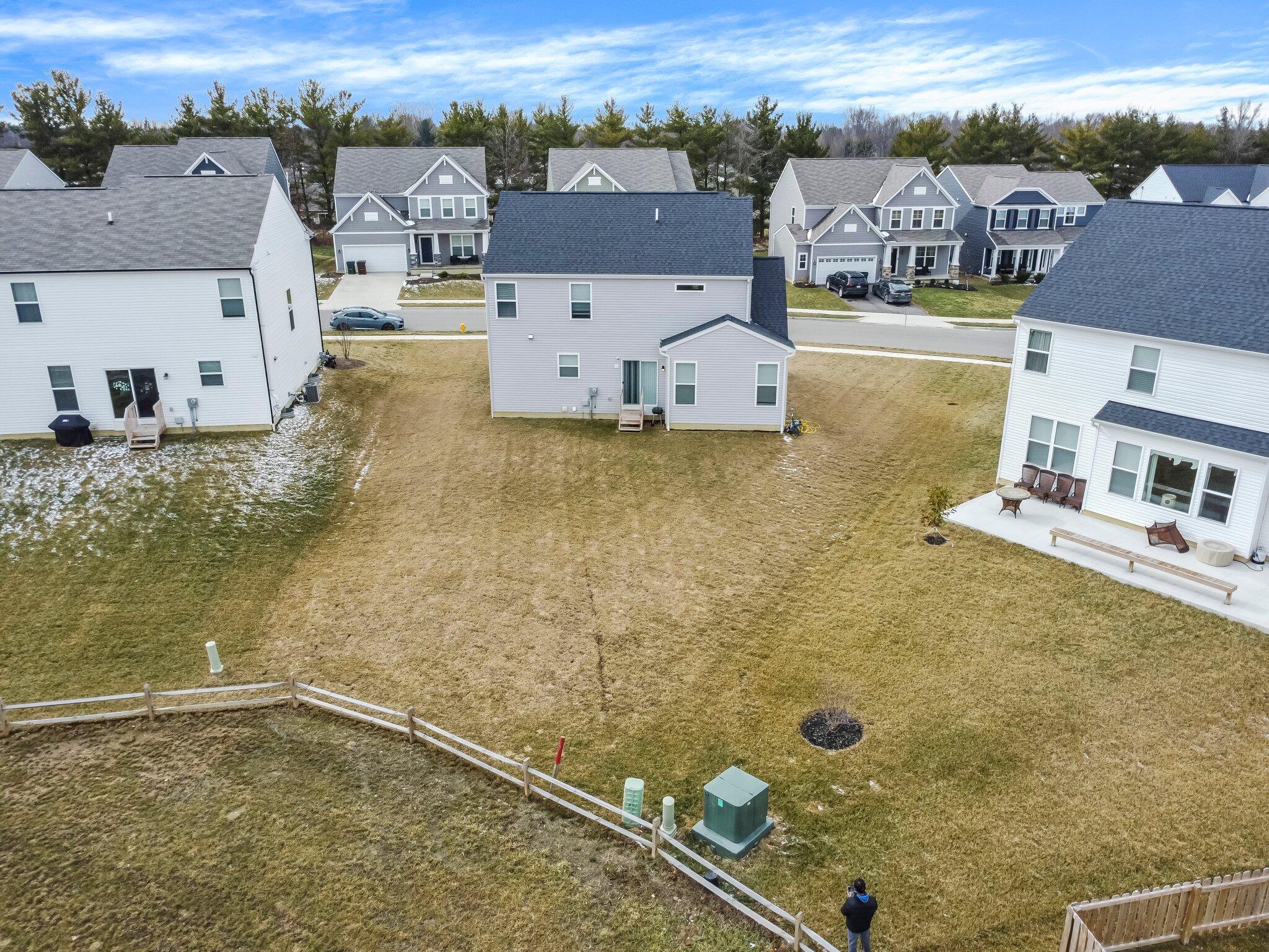 9061 Philmont Curve Drive, Blacklick, Ohio image 38