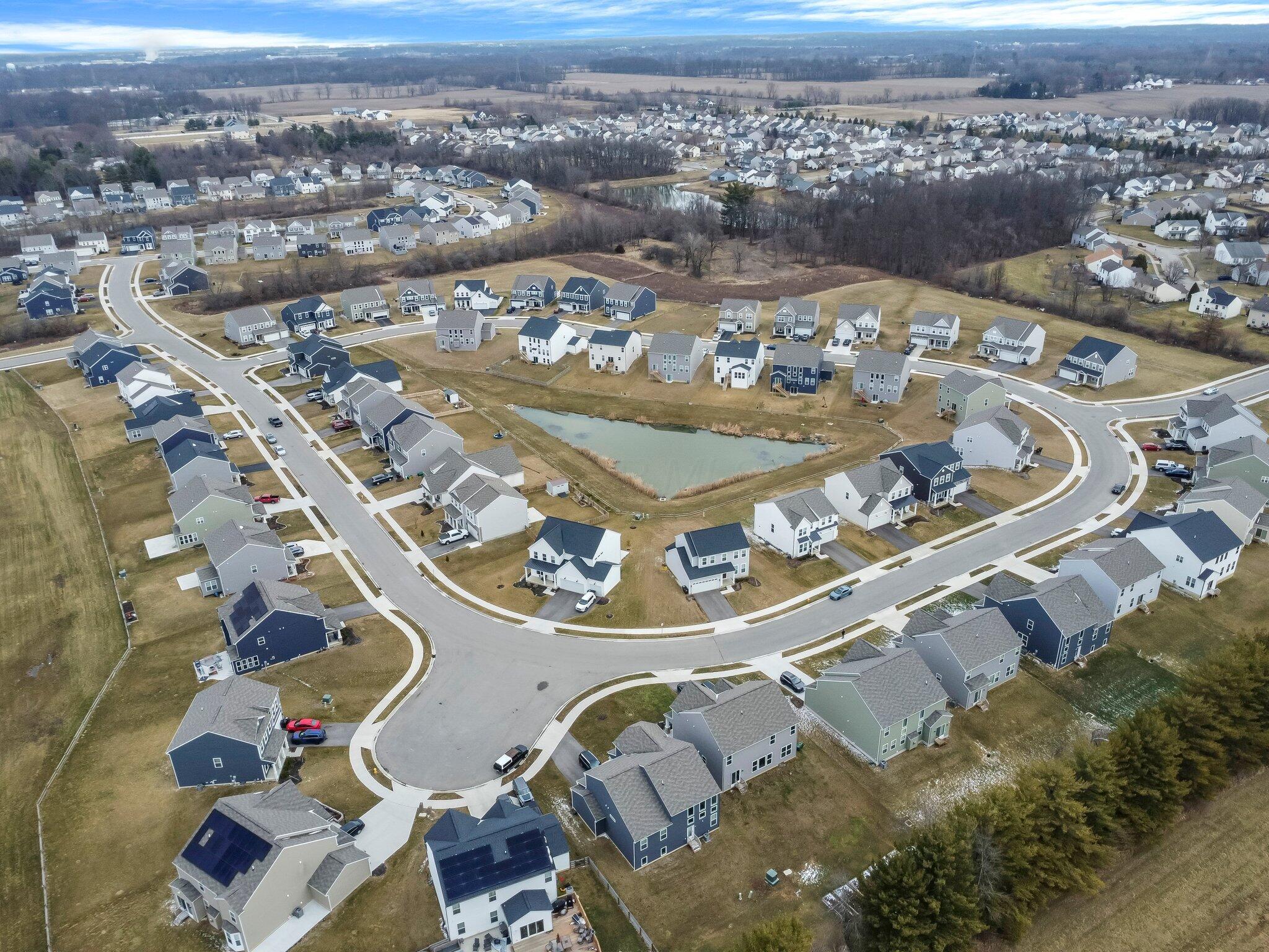 9061 Philmont Curve Drive, Blacklick, Ohio image 42