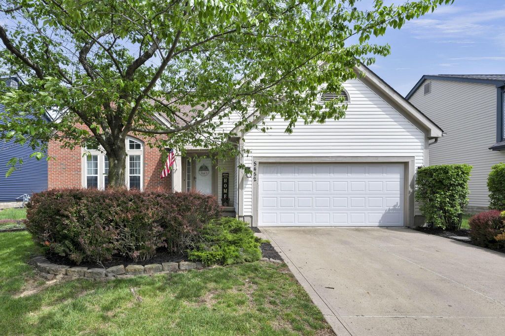 Photo of 5452 Mirage Drive, Hilliard, OH 43026 (MLS # 226014347)