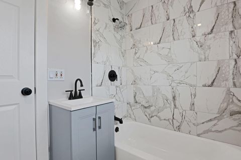 Tiny photo for 509 Helen Street, Columbus, OH 43223 (MLS # 225045272)