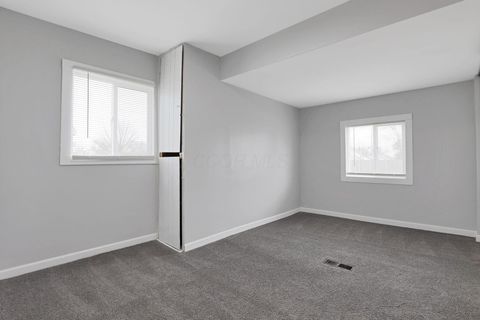 Tiny photo for 509 Helen Street, Columbus, OH 43223 (MLS # 225045272)