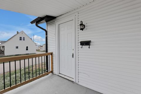 Tiny photo for 509 Helen Street, Columbus, OH 43223 (MLS # 225045272)