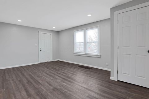 Tiny photo for 509 Helen Street, Columbus, OH 43223 (MLS # 225045272)