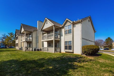 Tiny photo for 2727 Greystone Drive A #A, Columbus, OH 43220 (MLS # 226005839)