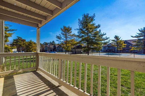 Tiny photo for 2727 Greystone Drive A #A, Columbus, OH 43220 (MLS # 226005839)