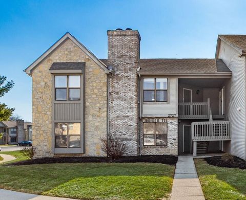 Tiny photo for 2727 Greystone Drive A #A, Columbus, OH 43220 (MLS # 226005839)